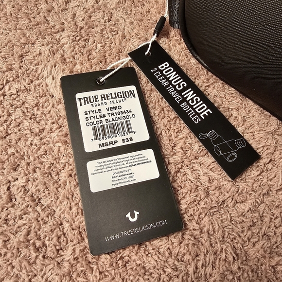 NWT True Religion Cosmetic Travel Toiletry Bag - Picture 3 of 8